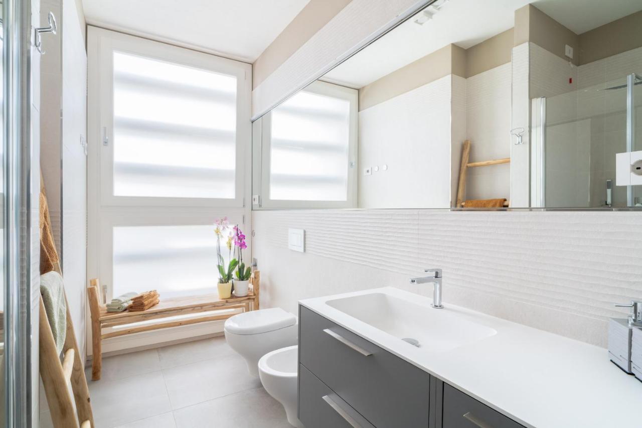 Louxory Accomodation Cagliariアパートメント エクステリア 写真